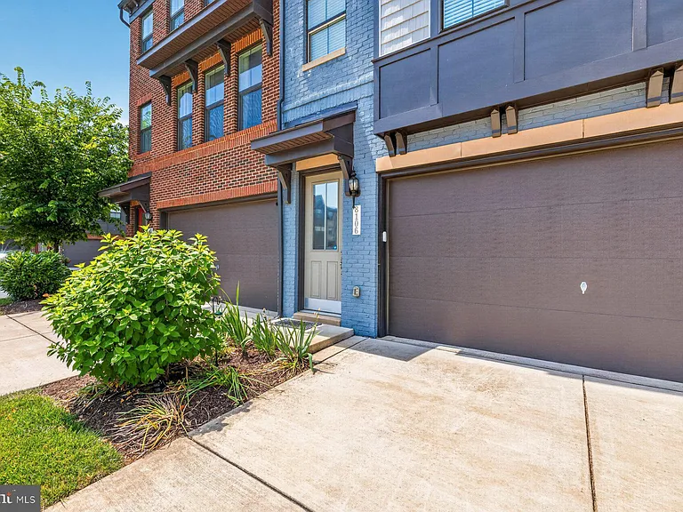 8106 Zoe Pl — Photo 35