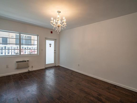 5th image of 1120 Euclid Ave Unit 3-1120-3