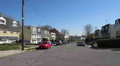 2nd image of 2854 Sebring Rd