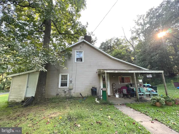 542 Pleasant Grove Rd, Red Lion, PA 17356