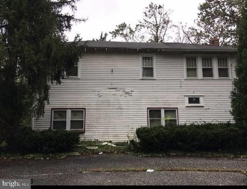 1st image of 6488 Dehirsch Ave