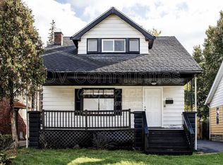 5153 Cato St, Maple Heights, OH 44137