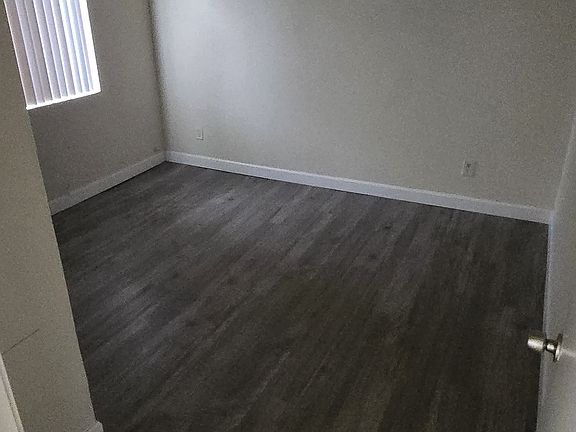 2nd image of 398 N 20th Dr APT 1