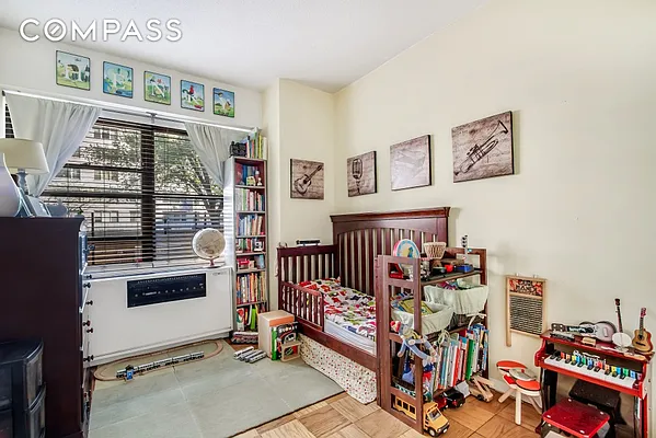 Sold by Compass | media 8