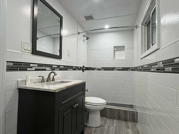 4th image of 123 Eagle Ave