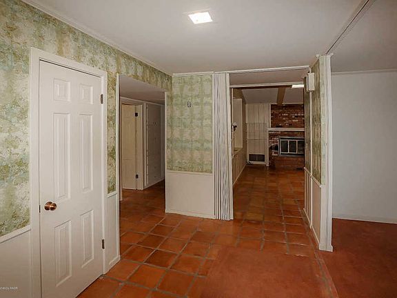 3rd image of 5213 Berget Dr