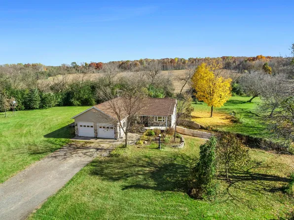 1048 85th Ave, Amery, WI 54001