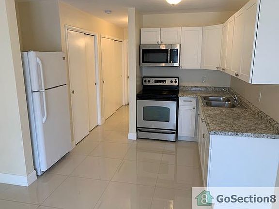 5th image of 1511 NE 117th St #3