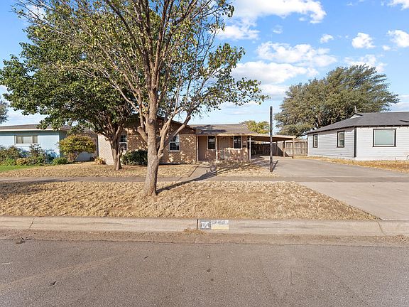 3rd image of 703 Ainslee St