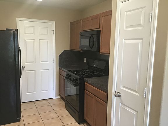 5th image of 10710 Plum Dale Way