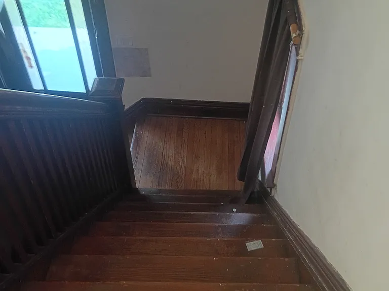 116 Westminster Ave — Photo 11
