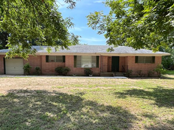 805 N Winnsboro St