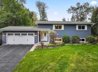 103 S Seebert St, Cary, IL 60013