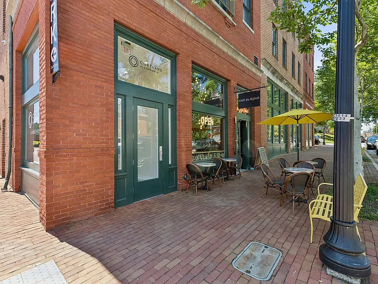 715 S Washington St — Photo 19