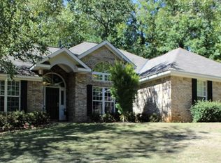 68 Ridgeway Dr, Cataula, GA 31804