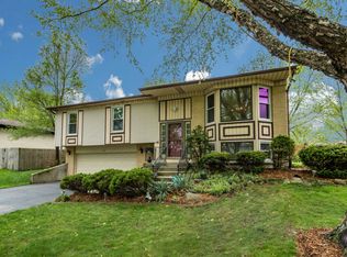 349 Sword Way, Bolingbrook, IL 60440