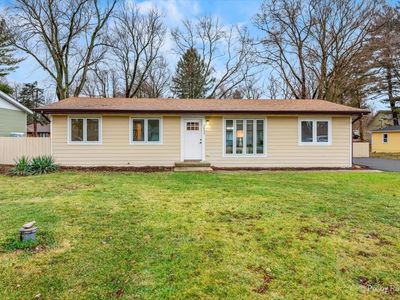 2803 Myang Ave, McHenry, IL, 60050