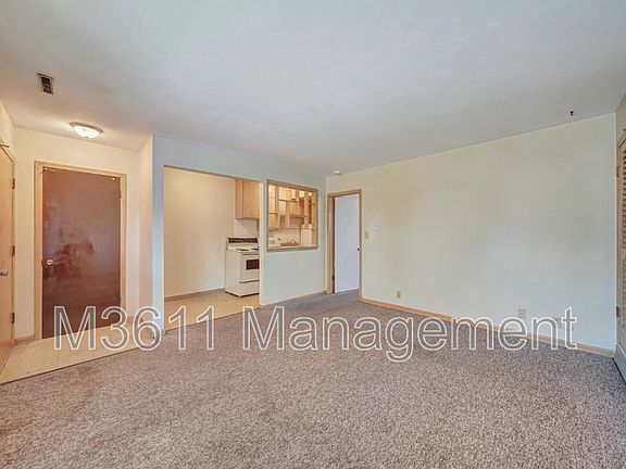 3rd image of 5050 Cleveland Ave APT 3