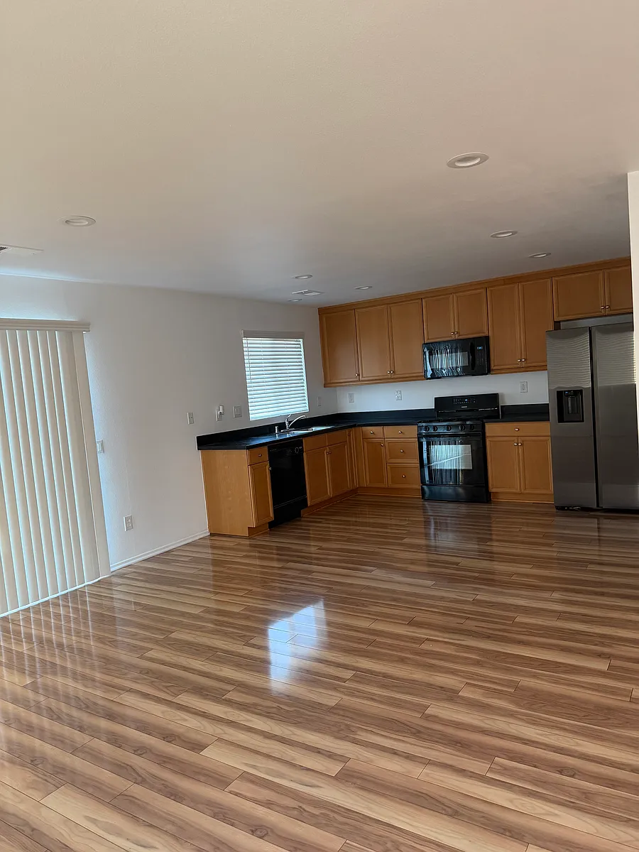 Building Photo - Prairie Island Cir