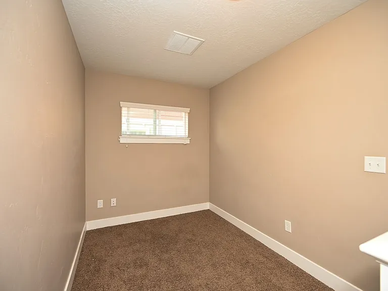 13078 S Elm Hollow Ct — Photo 17