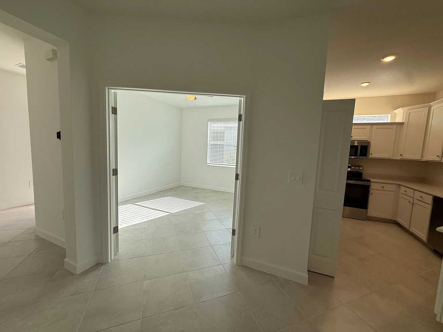 2 bed, 2.0 bath, 1564 sqft, $1,895 — Photo 4