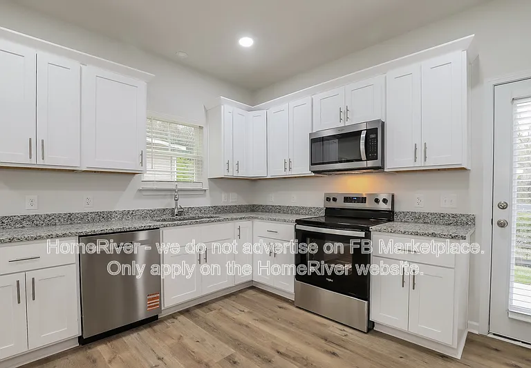 1821 N Dunleith Ave — Photo 11