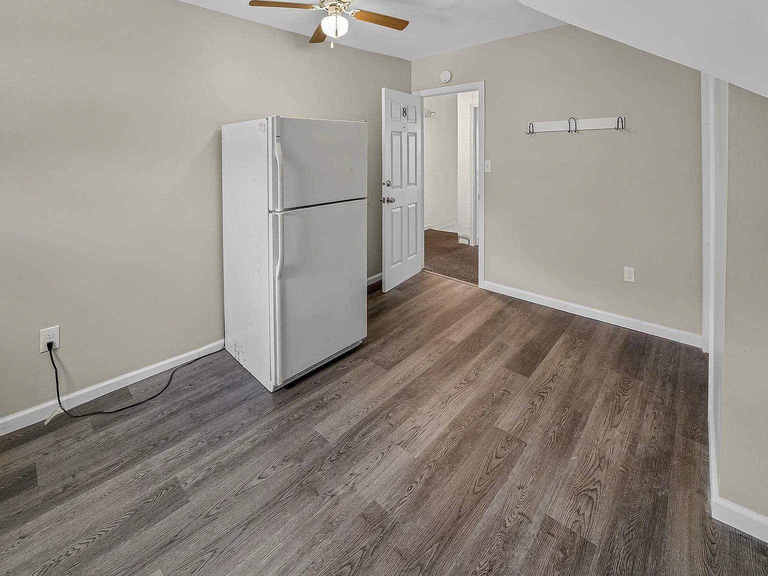 1 bed, $849 — Photo 4