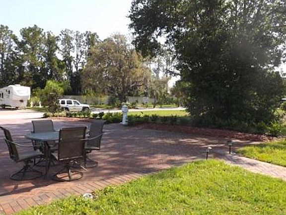 3rd image of 6848 Amanda Vista Cir