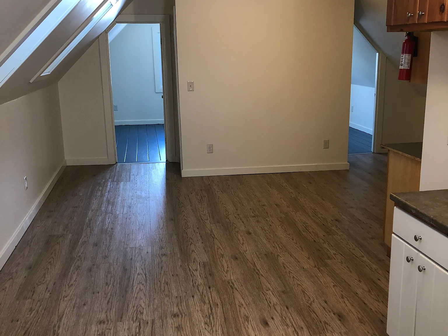 2 bed, 785 sqft, $1,450 — Photo 2