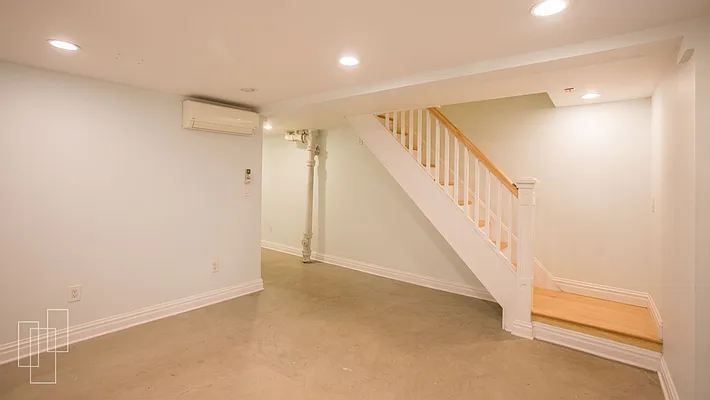 Rented by Garfield Realty  | media 20