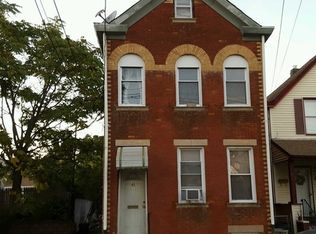 41 Commerce St, Garfield, NJ 07026