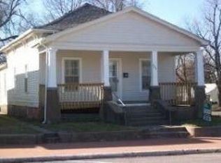 327 Main St, Slater, MO 65349