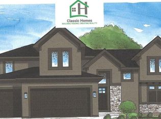 9202 Gander St, Lenexa, KS 66227