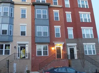 11688 Sunrise Square Pl, Reston, VA 20191