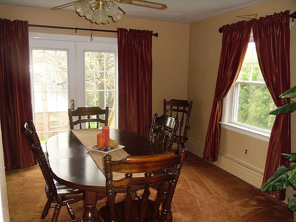 Dining Room w/ french doors