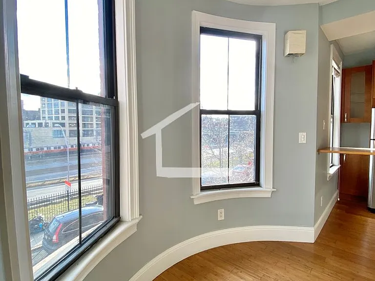 9 Cortes St #3 — Photo 16