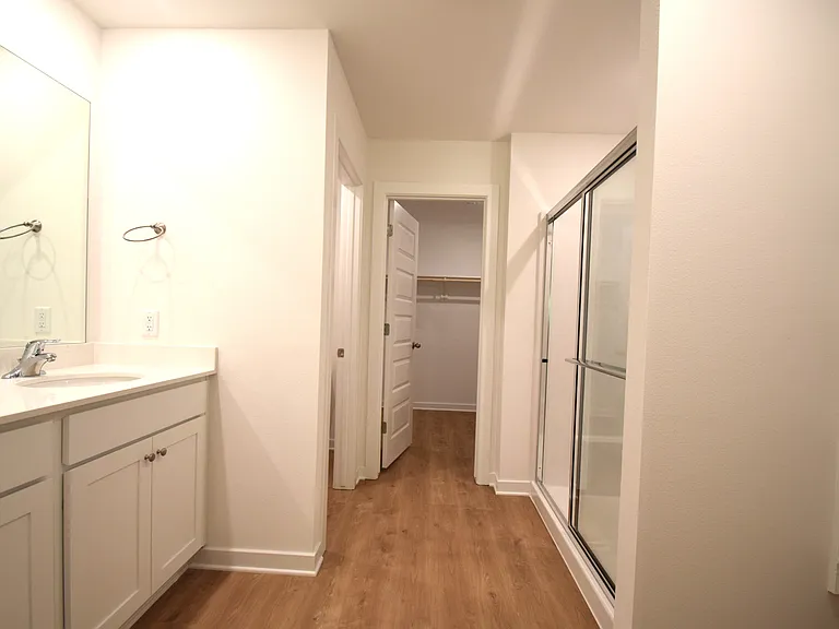 346 Texas Ave — Photo 11