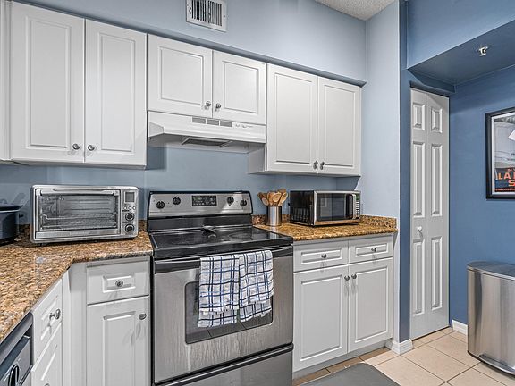 3rd image of 3219 Tuscany Way