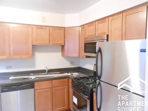 1644 W Sherwin Ave, Chicago, IL