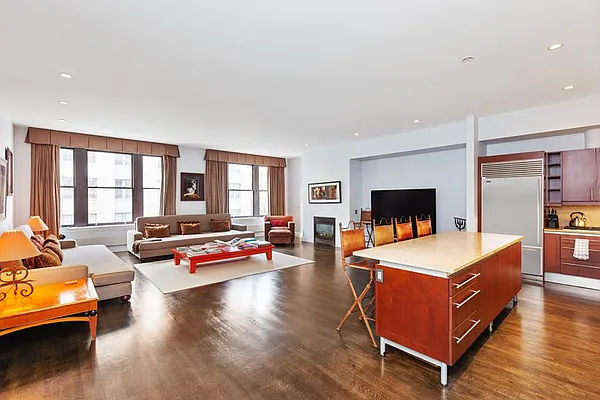 Rented by Domus Realty | media 22