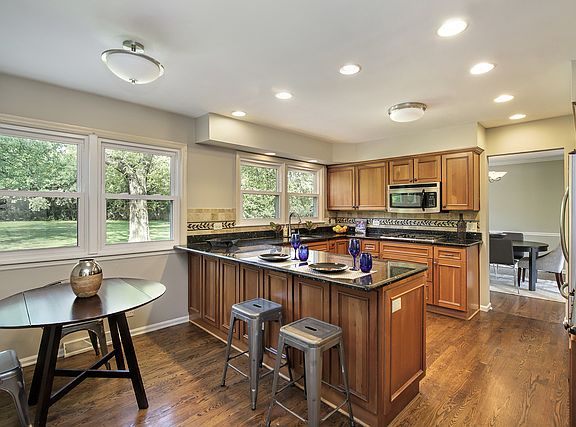 5th image of 1516 Wincanton Dr