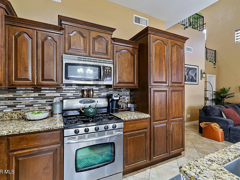 11608 Saint Thomas Way — Photo 13