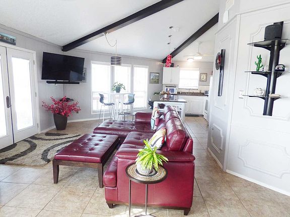 5th image of 149 Bay Roc Ln