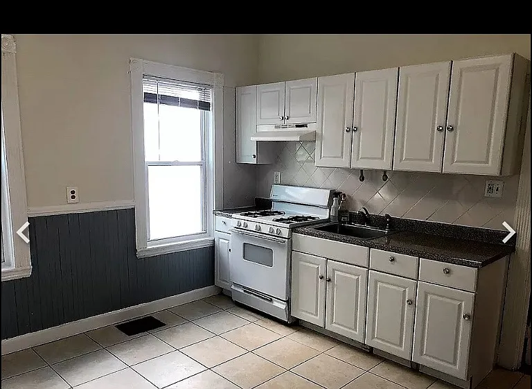 28 Litchfield St #3 — Photo 3