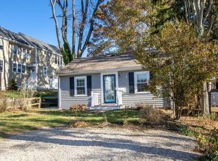 3 Howe St, Hingham, MA 02043