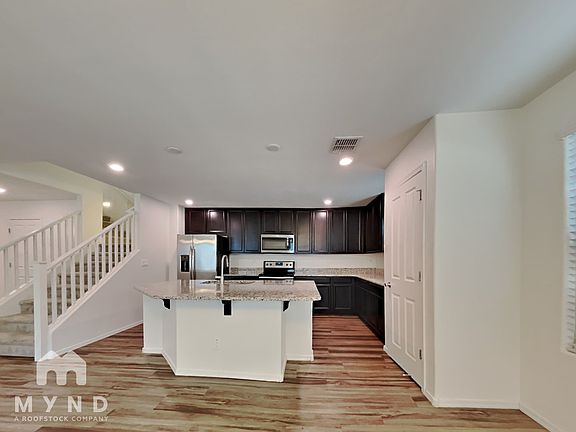 3rd image of 11678 N 166th Dr