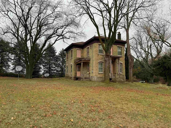 W3269 4th Street Rd, Fond Du Lac, WI 54937