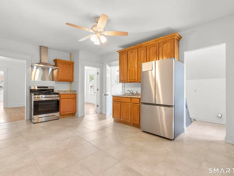 132 Bunker Hill Ave #3 — Photo 2