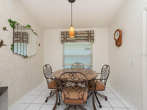 5th image of 602 Lake Cypress Cir