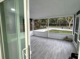 9429 Silverthorne Dr, West Palm Beach, FL 33403